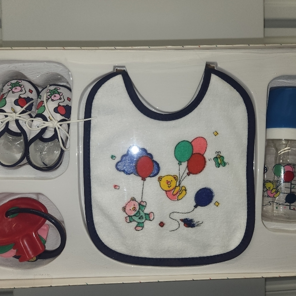 Vintage Colorful Kids Bib and Bottle Accessories Set